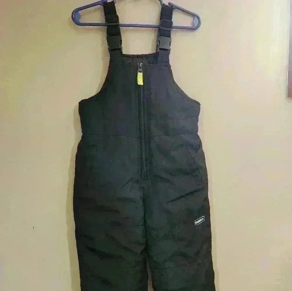 NWOT Oshkosh snowsuit pants black size toddler 18 months - Picture 2 of 5